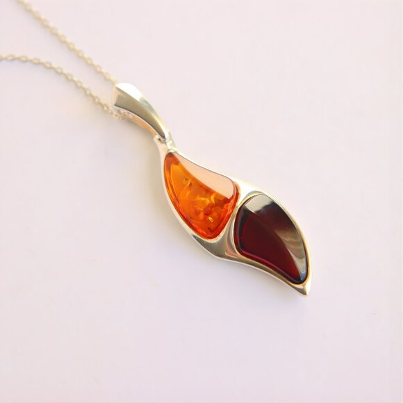 Baltic Amber Necklace- Lithuanian Amber in Sterling Silver - Picture 2 of 4